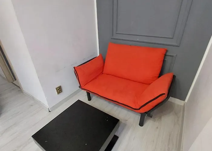 Studio Amzei Square Romana