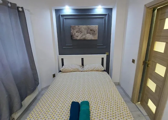 Studio Amzei Square Romana